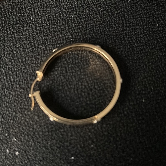 10K Gold Bracelet and Earring Set with Cartier Styling - Picture 5 of 12